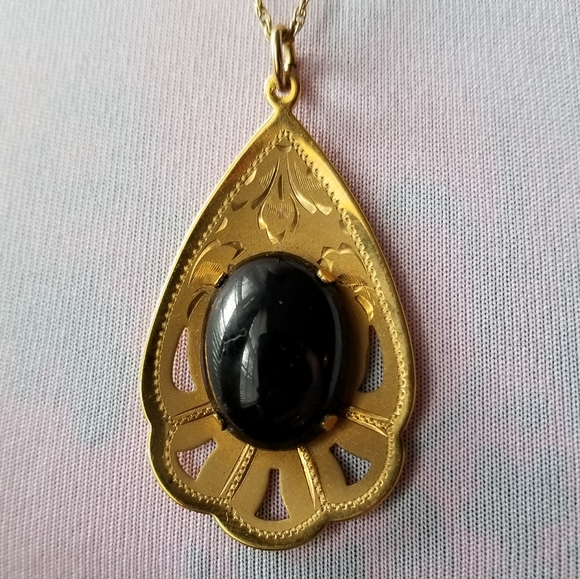 Relisted -Vintage Theda necklace in box onyx gold filled - Picture 3 of 12